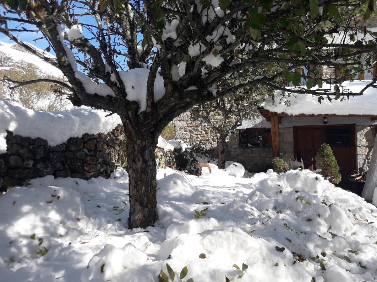 Posada El Rincon De Babia La Cueta ภายนอก รูปภาพ